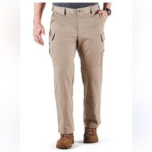 5.11 Tactical Men's Stryke cargo pants in khaki size 40 x 32